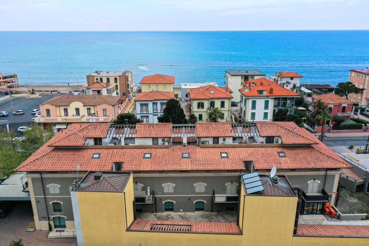 Casa Myconis 68Mq A Due Passi Dal Mare Di San Vincenzo Apartamento Exterior foto
